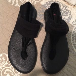 Sanuk sandals
